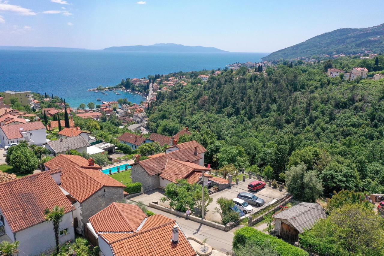 Villa Fani With Jacuzzi Ічичі Екстер'єр фото