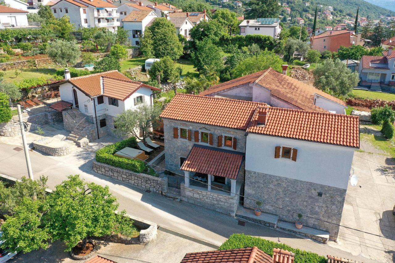 Villa Fani With Jacuzzi Ічичі Екстер'єр фото